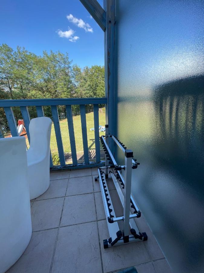 Appartamento *A Setting Between Dordogne And Swimming Pool* Argentat Esterno foto