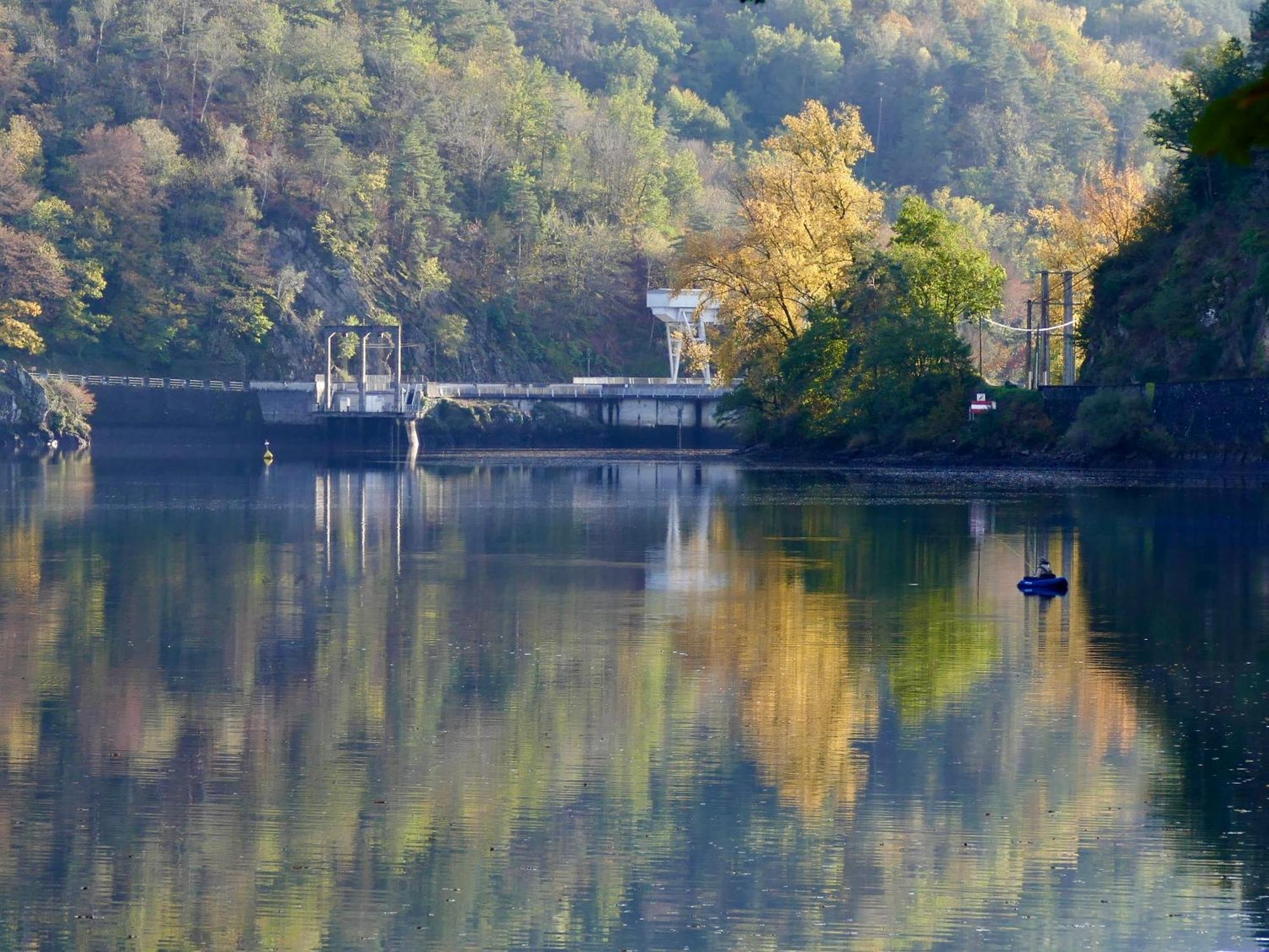 Appartamento *A Setting Between Dordogne And Swimming Pool* Argentat Esterno foto
